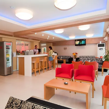 Karlovo 3* ساني بيتش