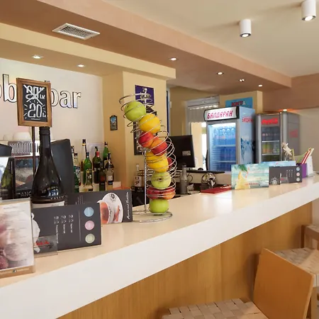 Karlovo ساني بيتش