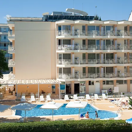 Karlovo Hotel 3*