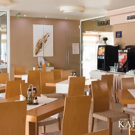 מלון Karlovo
