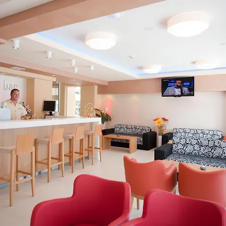 Szálloda Karlovo Napospart