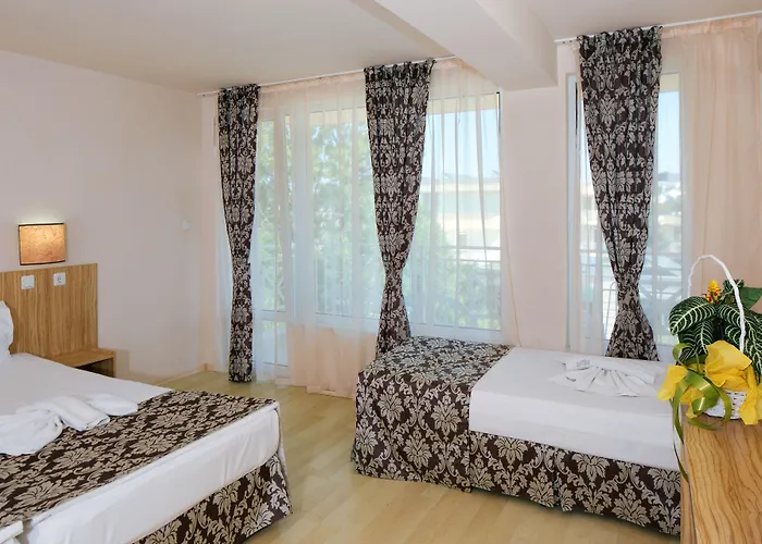 Hotell Karlovo Slăntjev Brjag