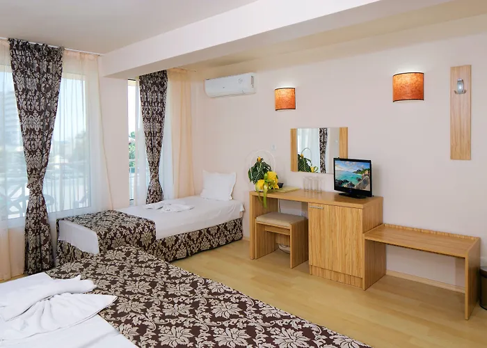 Karlovo Hotell 3*