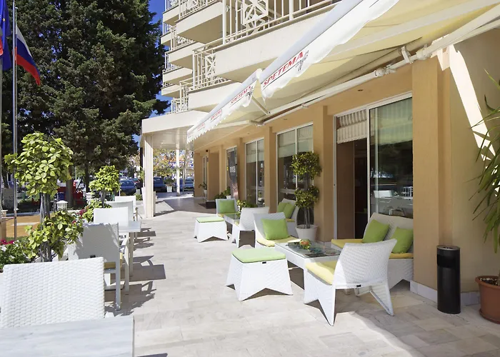 Karlovo Hotell Slăntjev Brjag