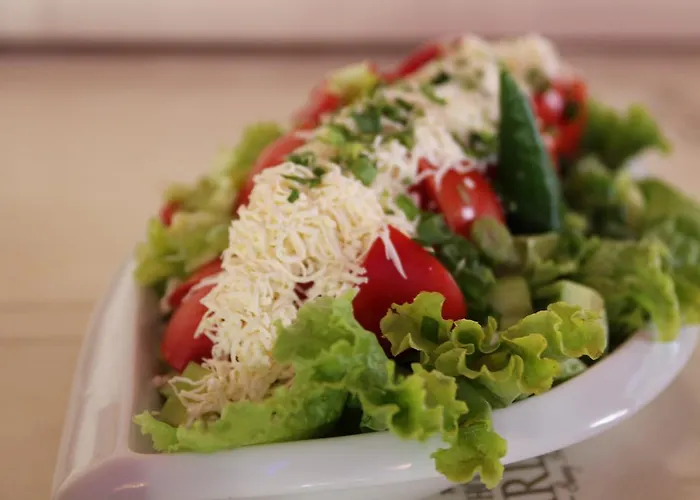 Karlovo 3* Slăntjev Brjag