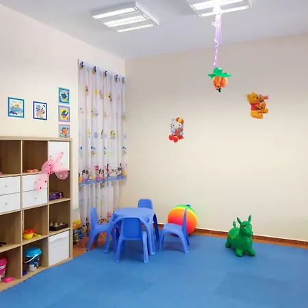 Karlovo 3*