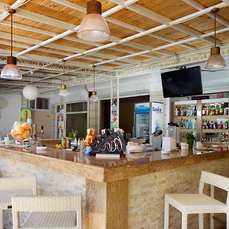 Hotel Karlovo 3*